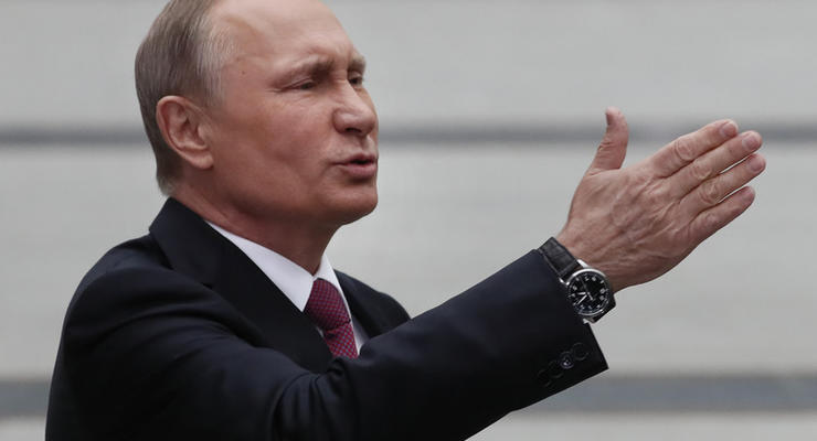 Путин рассказал о "постоянном вмешательстве" США в выборы в РФ