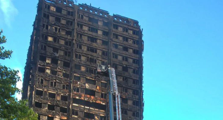 Пожар в Лондоне: в полиции заявили о 30 погибших