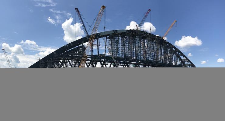Завершено строительство первой арки Крымского моста