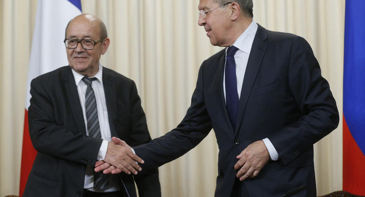 Франция предупредила РФ о последствиях невыполнения Минска