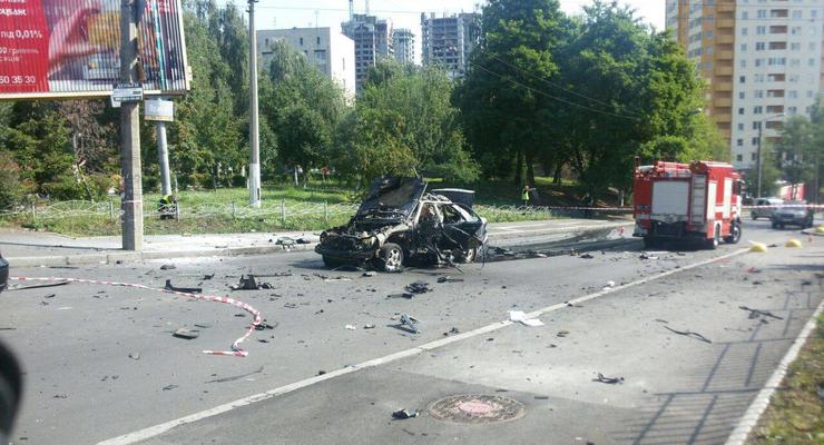 Взрыв Mercedes в Киеве
