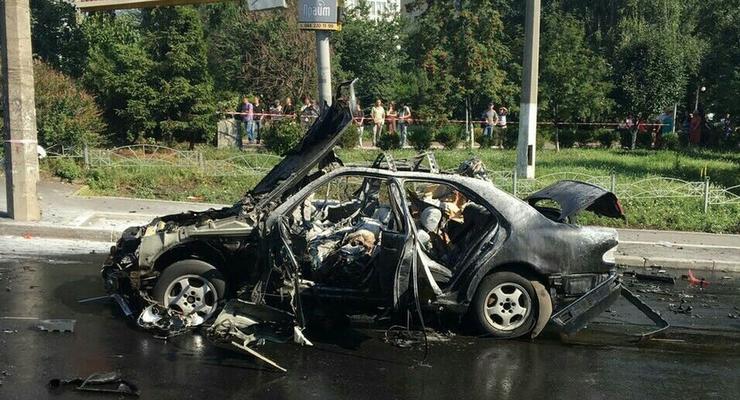 Появилось видео взрыва автомобиля в Соломенском районе Киева