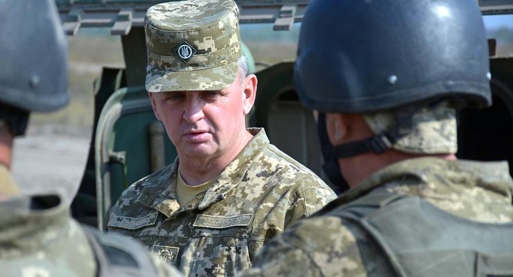 Муженко: На Донбассе и Крыму 30 тысяч российских военных