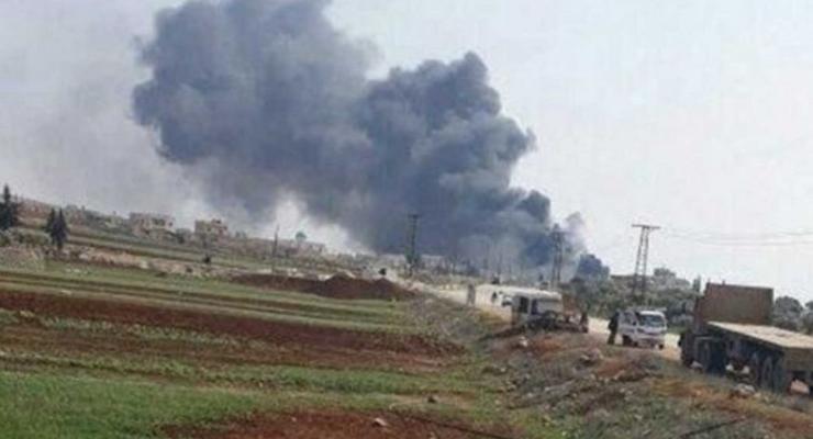 Повстанцы сбили самолет ВВС Сирии на границе зоны перемирия - СМИ