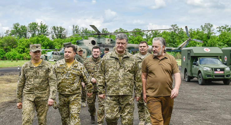 Порошенко рассказал, как планирует вернуть Донбасс
