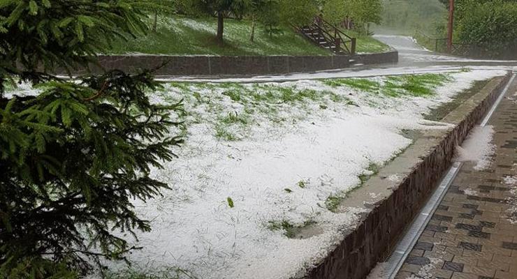 На Закарпатье в июле выпал снег