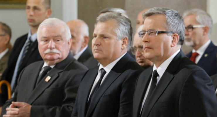 Экс-президенты Польши заявили о начале диктатуры в стране