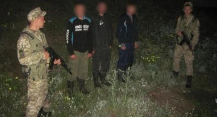 Пограничники задержали троих россиян за нарушение границы