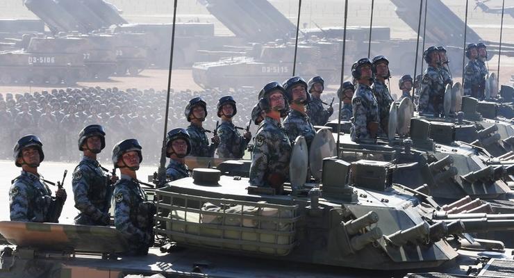 Китай показал военную мощь на масштабном параде