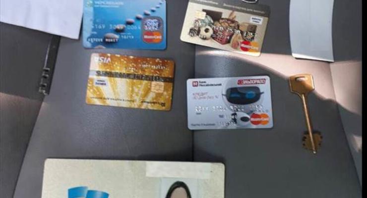Киберполиция поймала мошенников с 23 интернет-магазинами