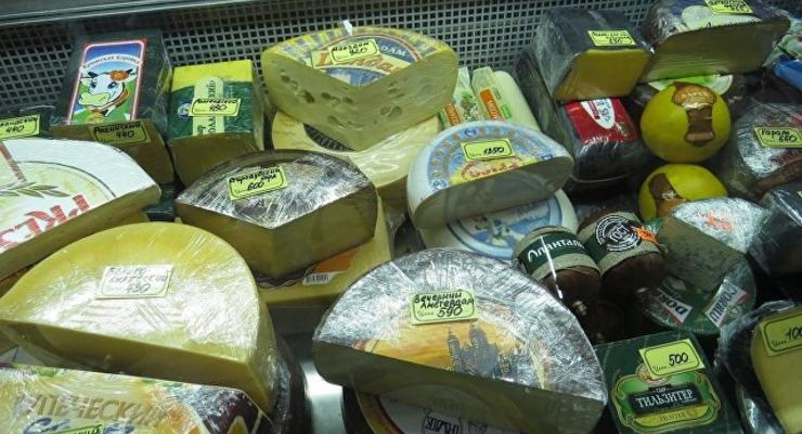 В Ялте сожгли полтонны сыров из ЕС и колбасы из Украины