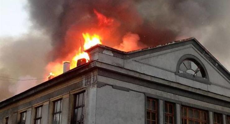 В Донецкой области сгорел двухэтажный кинотеатр