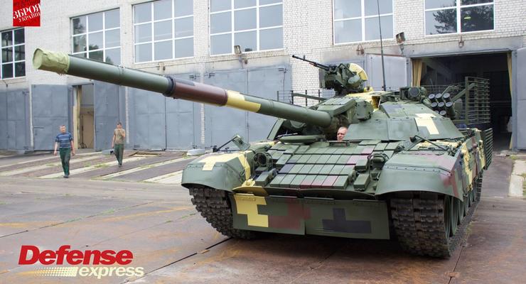 В Киеве показали модернизированный танк Т-72