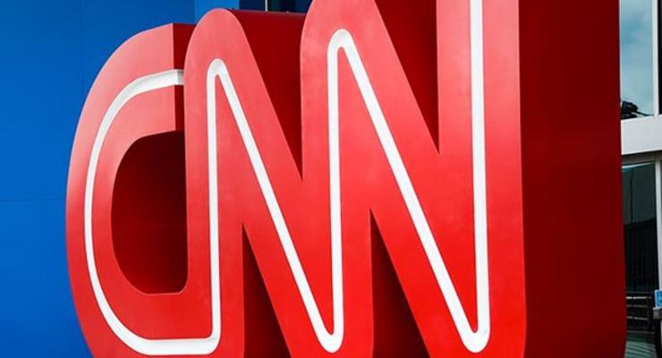 CNN уволил журналиста за нацистский твит