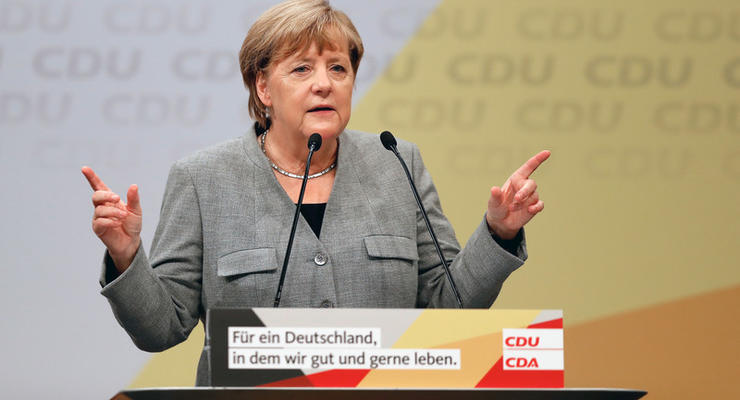 Меркель раскритиковала немецкие автоконцерны из-за "дизельгейта"
