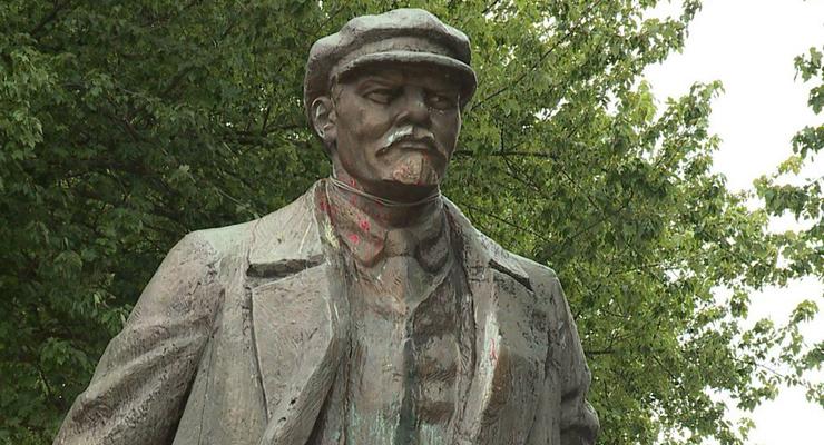 Мэр Сиэтла требует снести статую Ленина