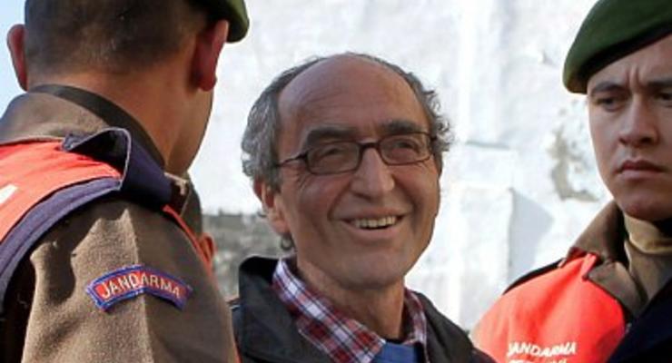 Испания освободила писателя, задержанного по требованию Турции