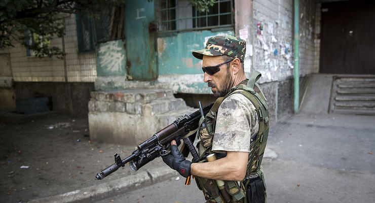 На Донбассе местные жители устроили самосуд над российским военным