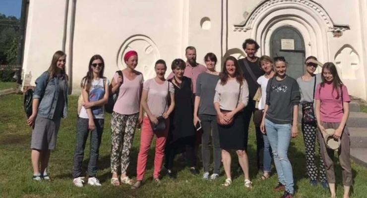 Российский центр вывез в РФ группу украинских художников