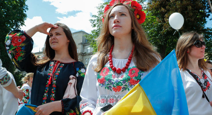 В западной Украине каждый пятый хочет уехать из страны