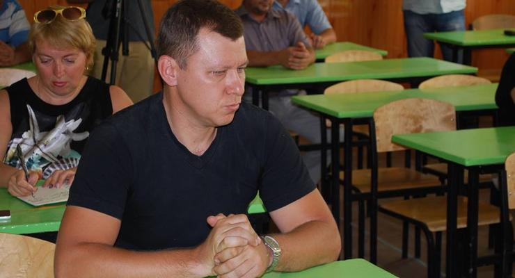 В Славянске уволили учителя-сепаратиста из-за протестов