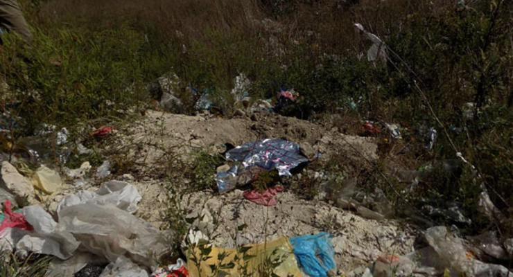 В Тернопольской области на мусорной свалке нашли тело младенца