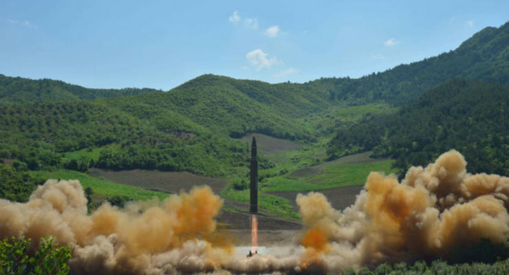 Япония намерена сбивать ракеты КНДР лазерами