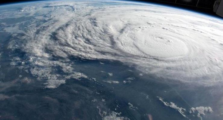 Как выглядит ураган Ирма в зоне поражения стихии: видео очевидцев