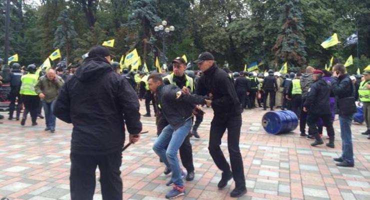 Столкновения под Радой: полиция задержала одного человека