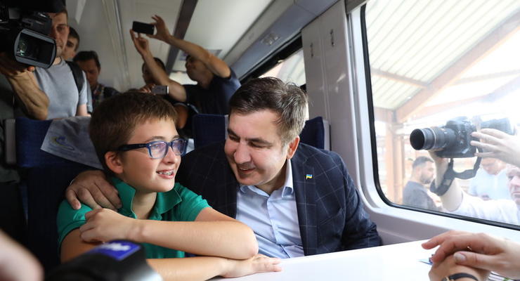 В Нацполиции открестились от задержки поезда с Саакашвили