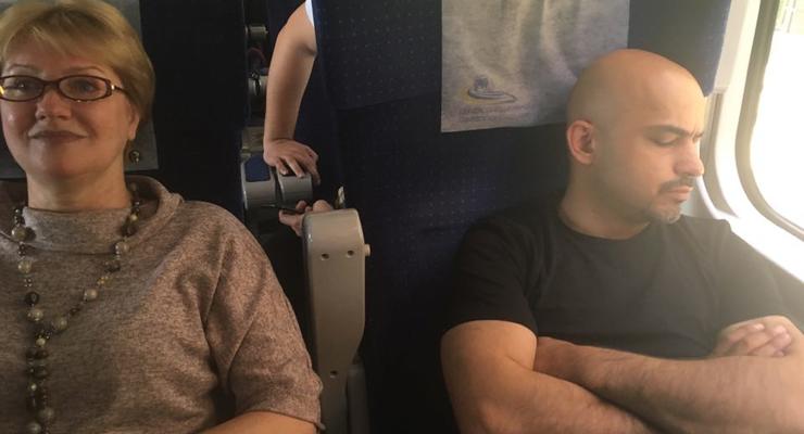 Нардеп Найем уснул, ожидая отправки поезда с Саакашвили