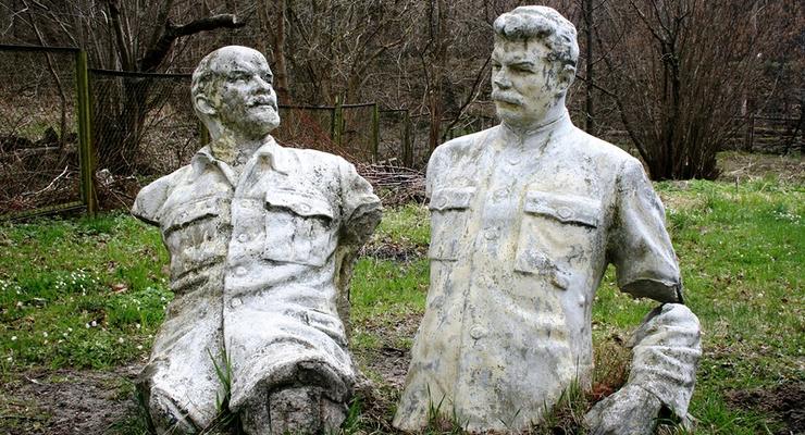 В Москве установят памятники Сталину и Ленину