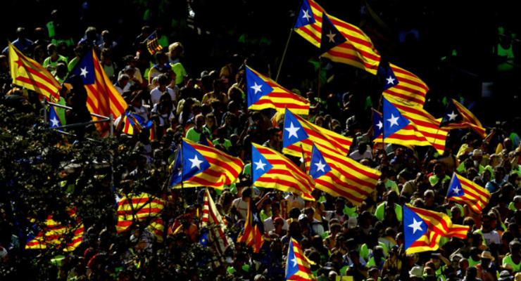 В Испании проведут расследование против 700 мэров Каталонии