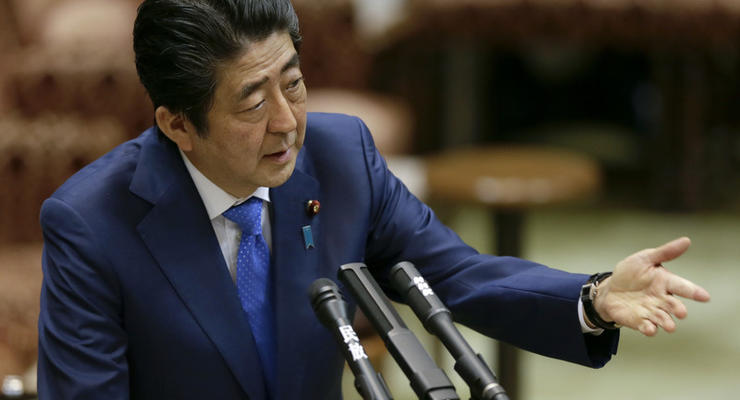 Премьер Японии призвал мир укротить Северную Корею