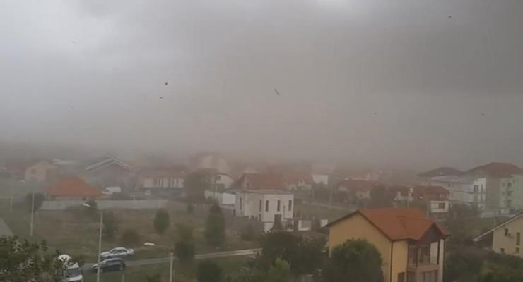 Синоптик рассказала, кому грозит румынский циклон