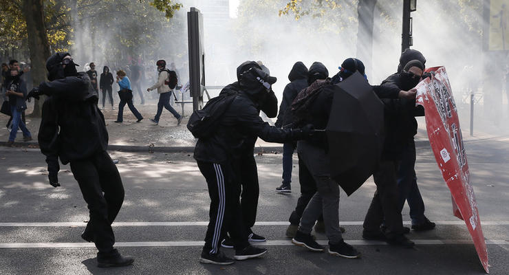 Во Франции прошла еще одна акция протеста против трудовой реформы