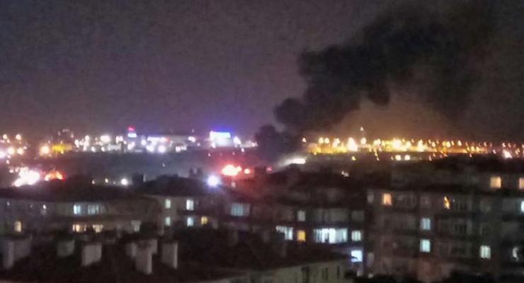 Во время посадки в Стамбуле разбился самолет