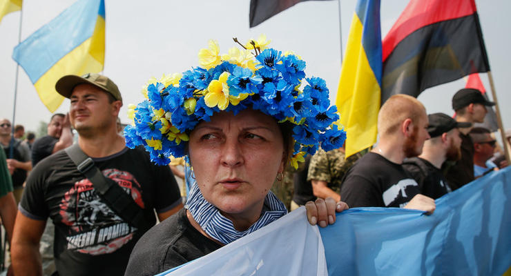 В ухудшении ситуации в Украине 74% граждан винят власть  - опрос