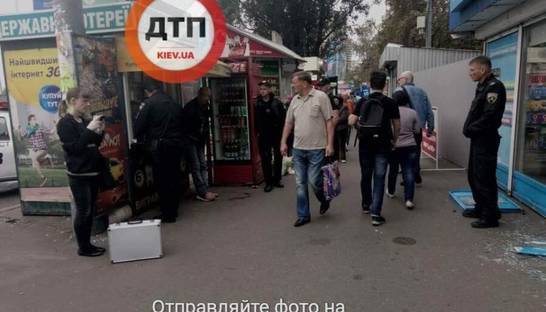 В Киеве ограбили магазин мобильной связи