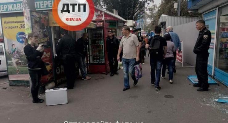 В Киеве ограбили магазин мобильной связи