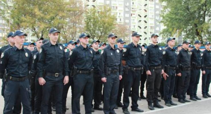 Патрульную полицию Киева разделили по берегам Днепра