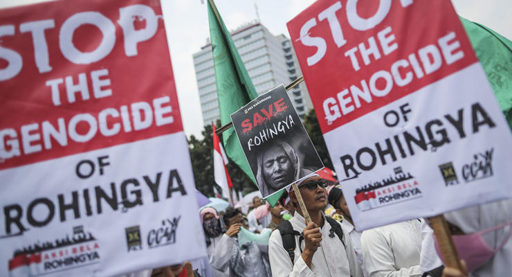 Мьянма отрицает геноцид мусульман-рохинджа