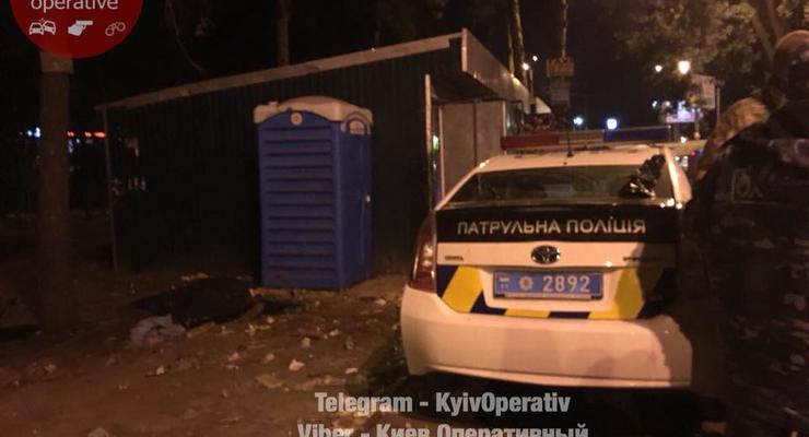 В Киеве умер мужчина, которого вынесли из кафе к туалету