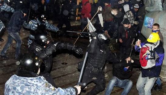 Дело Майдана: заседание по экс-копу отложили