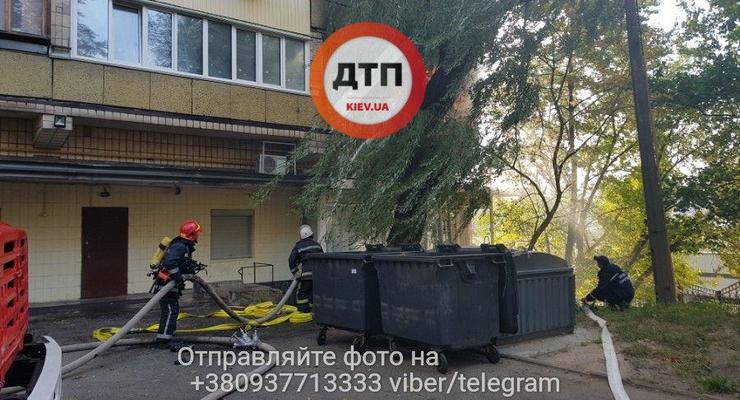 В Киеве возле Мининфраструктуры произошел масштабный пожар