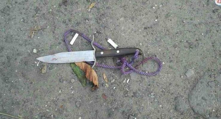 В Одессе мужчина с ножом напал на молодую пару в магазине