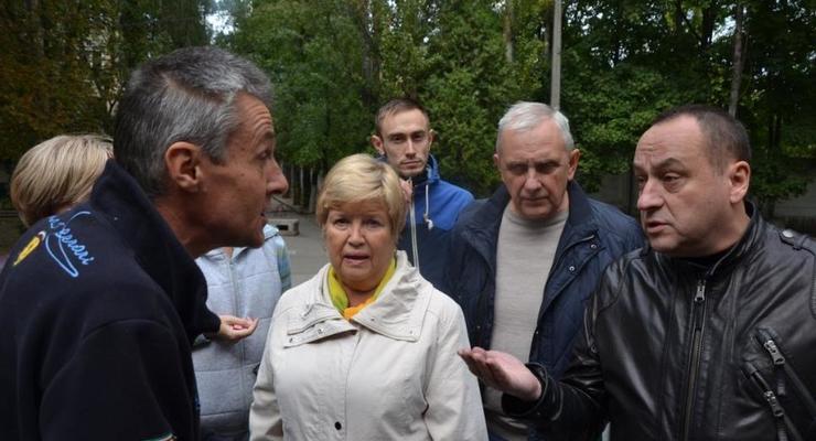 Пожар в Одессе: отстраненный чиновник вышел на работу