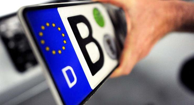 МВД незаконно собирает данные о водителях на еврономерах - омбудсмен