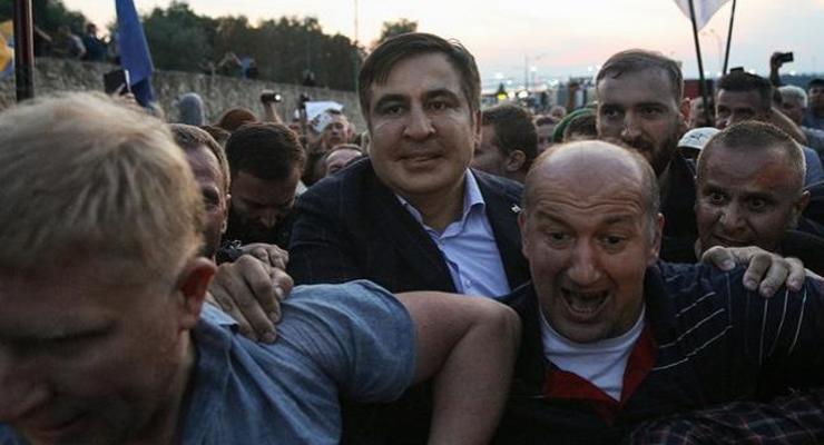 "Прорыв" Саакашвили: 10 грузинам запретили въезд