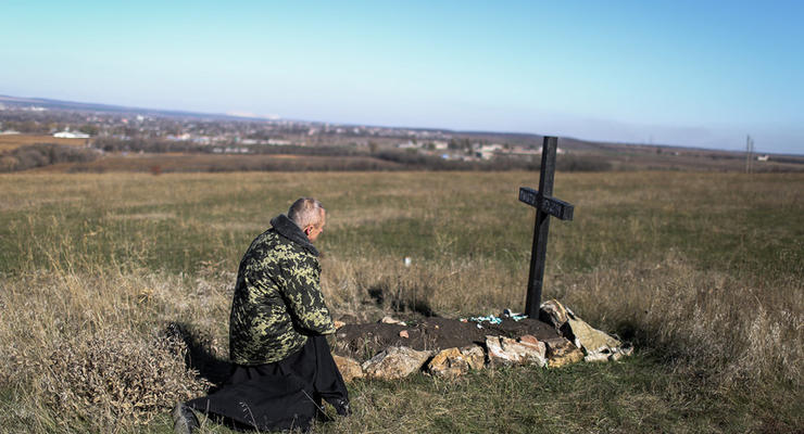 Украина потеряет до 12 тысяч военных, пытаясь освободить Донбасс - Муженко